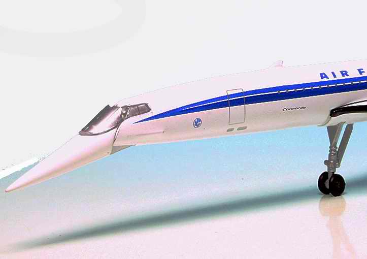 Maquette Concorde Air France 1/250 Test livery F-WTSB en métal nez mobile Schuco